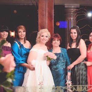 Meet your Posher, Eva